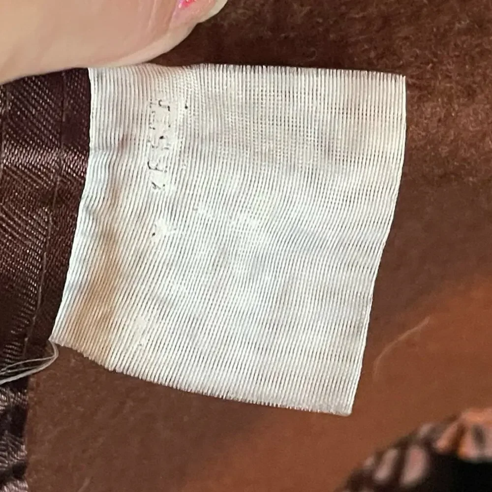 Vintage satin trim blanket dark brown